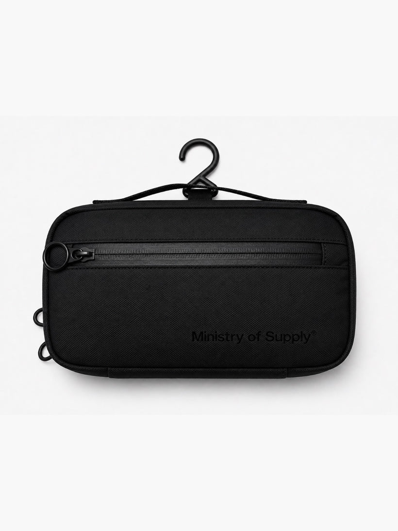 flat toiletry travel bag Ministry of Supply DopplerMatte Flight Pouch Osprey Raptor Pro backpack The hanging hook design COLOR:107-GARDEN Hip Pack