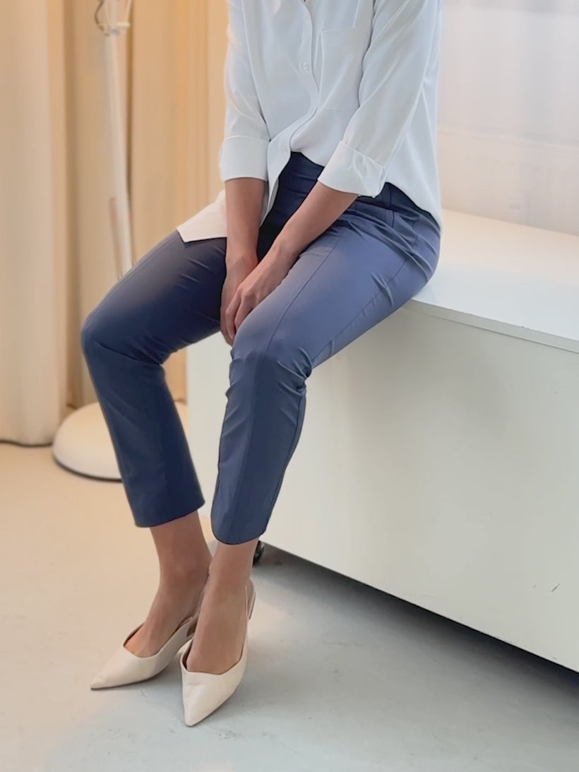 Women's Kinetic Pintuck Pant